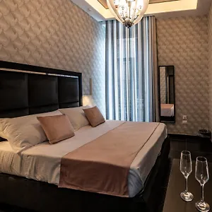 Luna Luxury Νάπολη