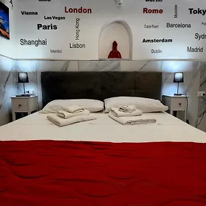 San Gennaro Apartment