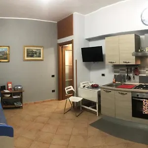 Casa Via Dei Fiorentini Napoli